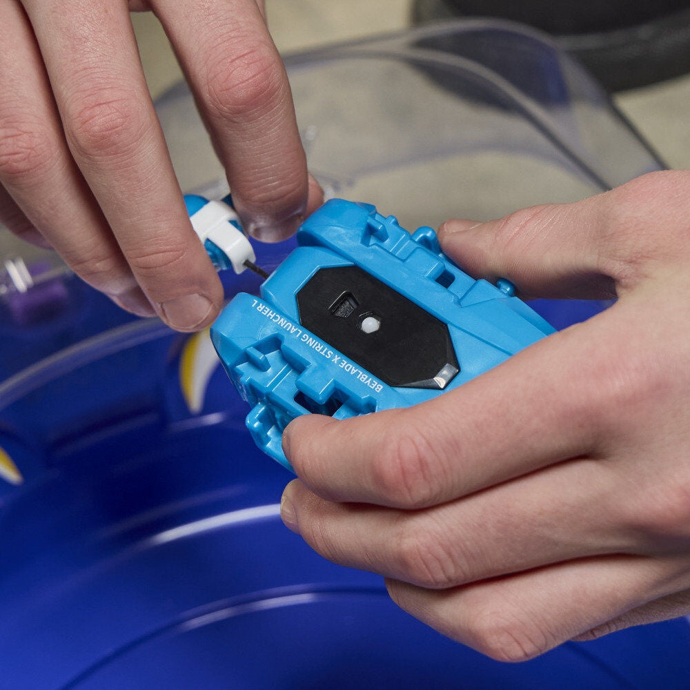 Beyblade Premium Set med Cobalt Dragoon Top och Launcher