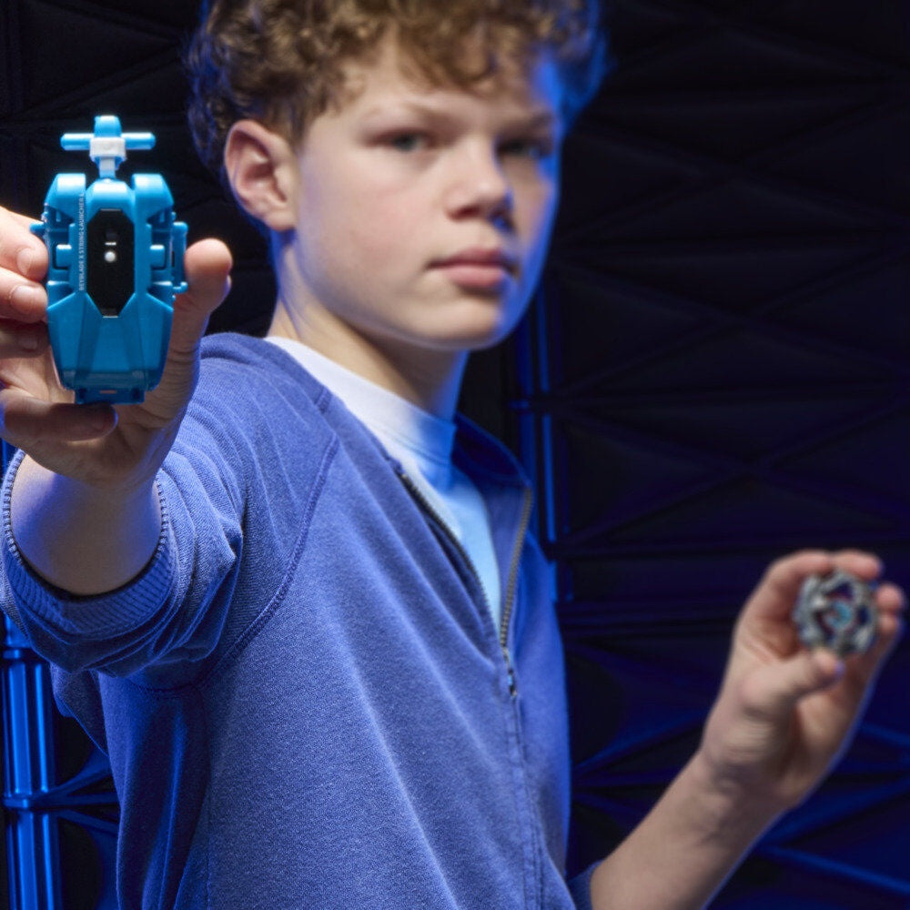 Beyblade Premium Set med Cobalt Dragoon Top och Launcher