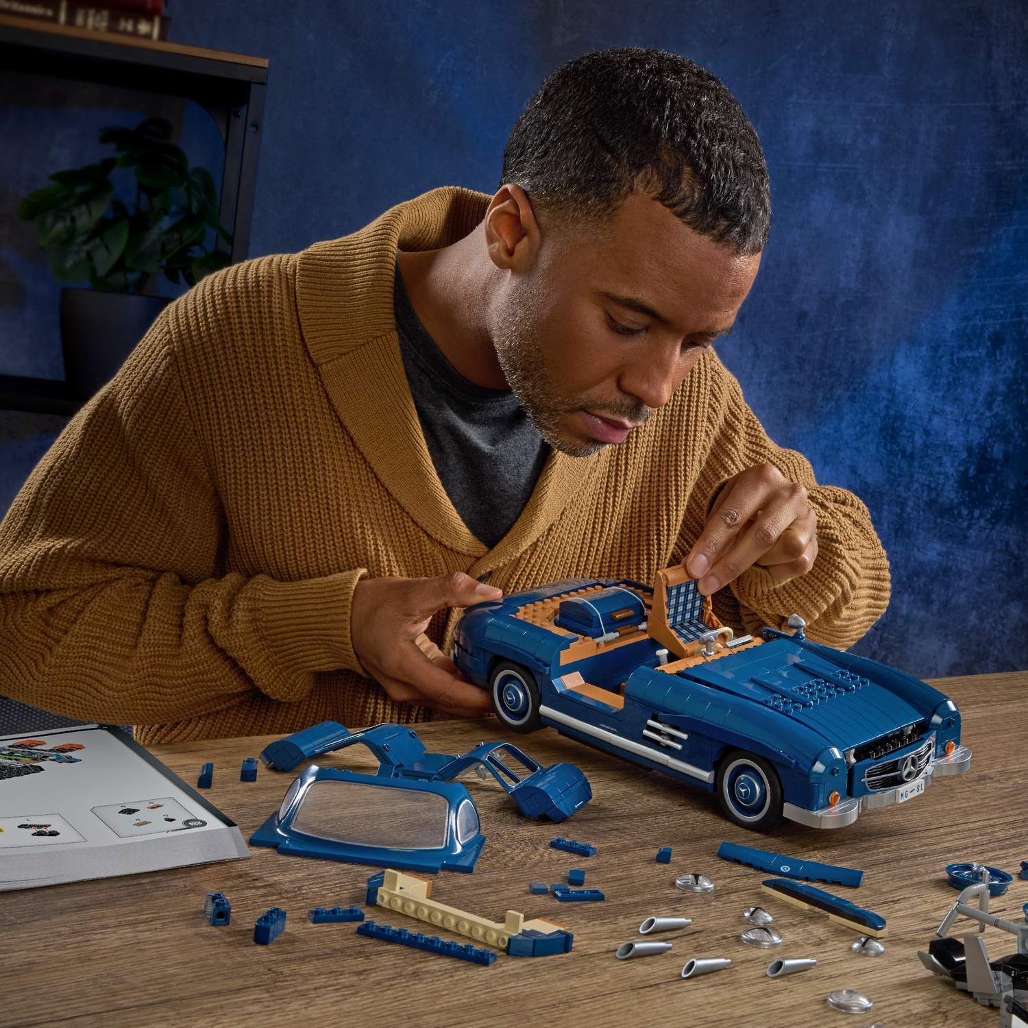 Mercedes-Benz 300 SL modellbyggsats, skala 1:12, 1600 delar