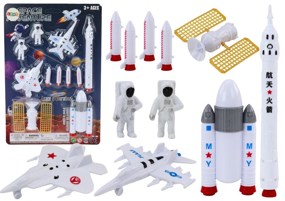 Rumfigurer i 11 dele: Astronauter, raketter og skibe