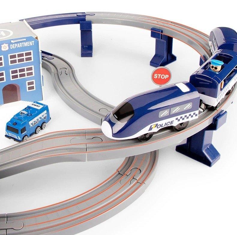 Blue Police Town Train Set: 203 km/h, kul i 92 delar!