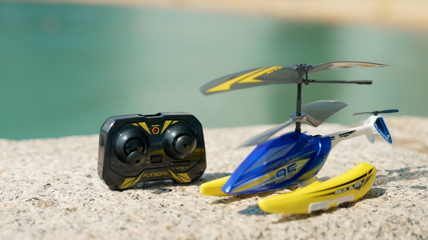 Flybotic Radio Control Helikopter Aqua Blaze, 22Cm