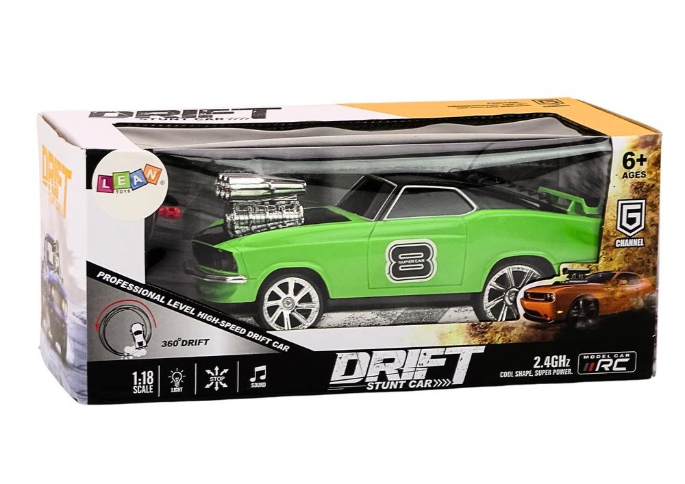 Grön 1:18 Driftbil med 360 snurr, ljus och ljud