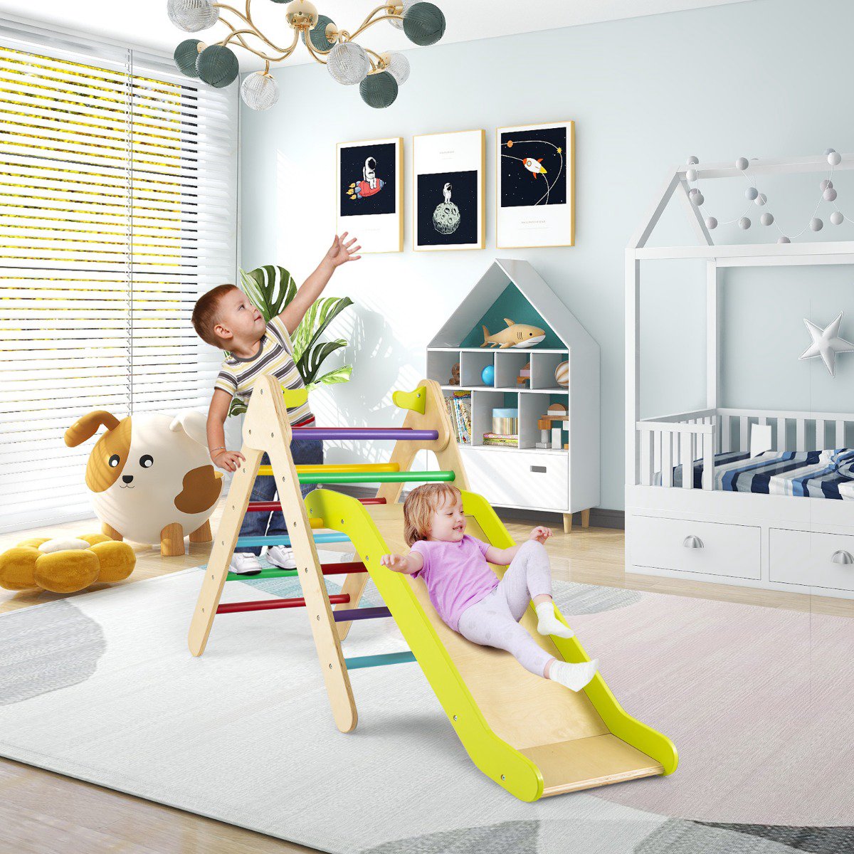 Klättertriangel i trä med justerbar rutschkana för barn, 1-6 år