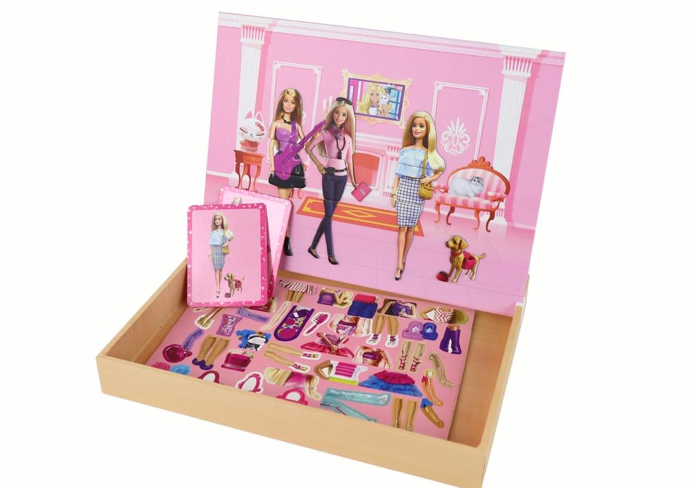 Magnetic Doll Dress Up Pussel Set: Creative Fashion Fun!