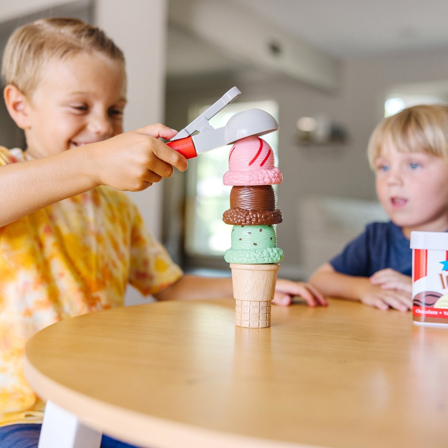 Melissa &amp; Doug Scoop &amp; Stack Ice Cream Legesæt