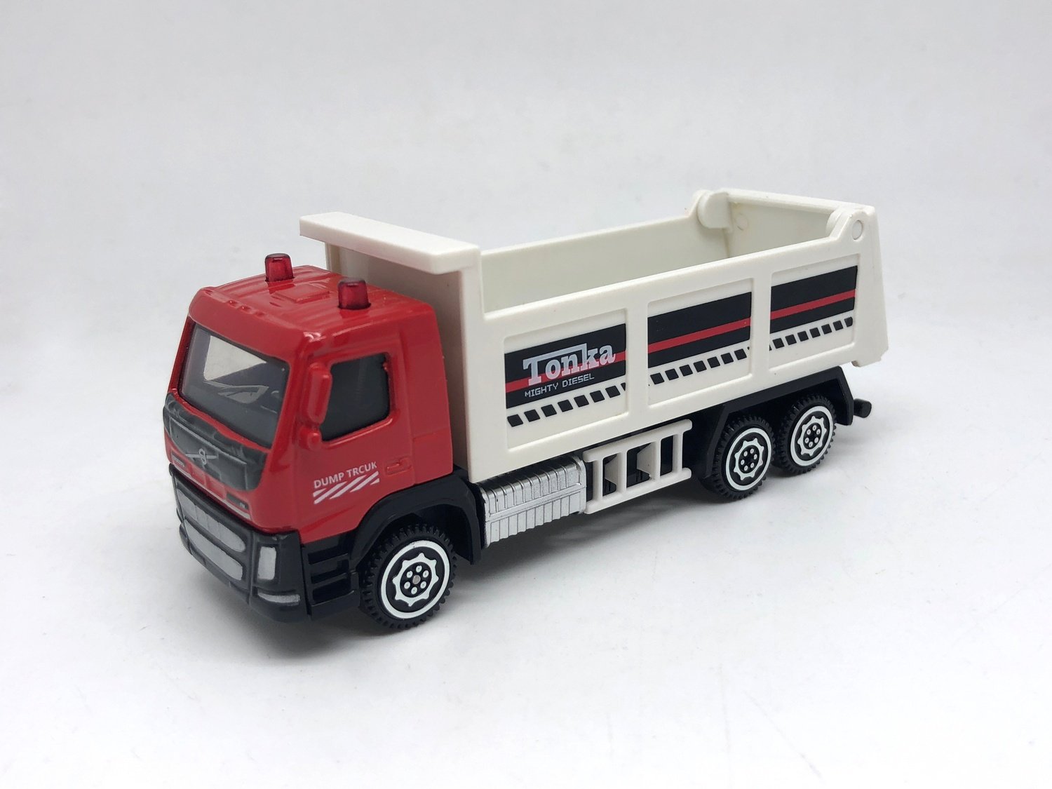 Msz trykstøbt model Volvo dumper, skala 1:72