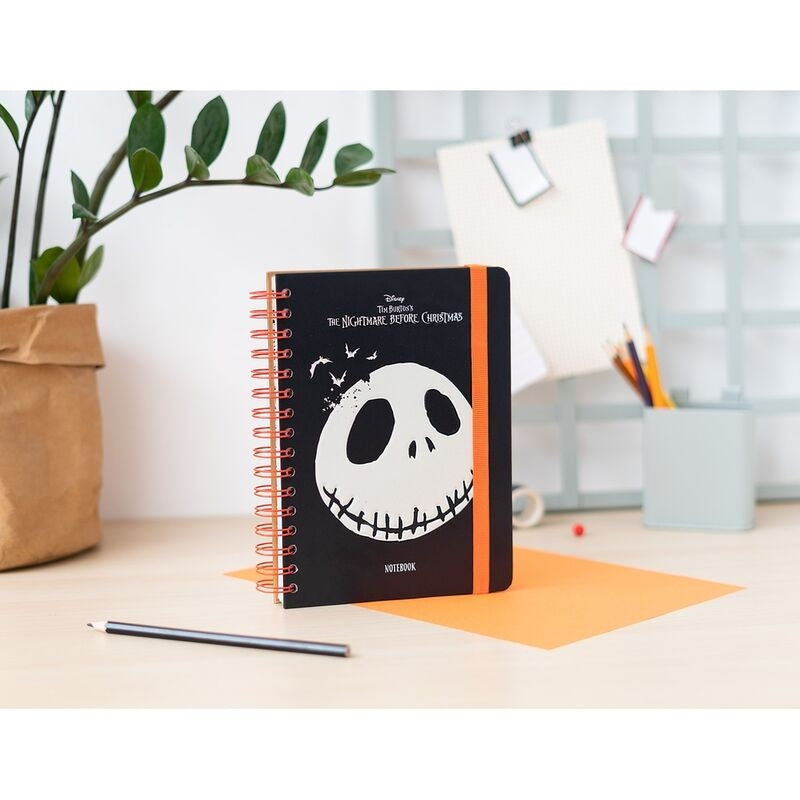 Nightmare Before Christmas A5-anteckningsbok med fodrade sidor