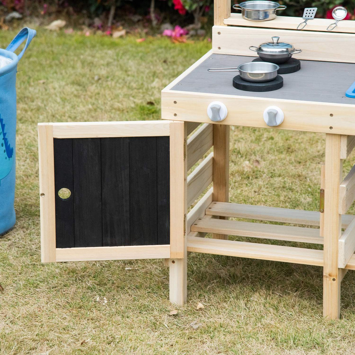 Play Kökssandlekset Av Trä Trädgårdskökslekbord Med Krukor Och Tillbehör I Rostfritt Stål, 3-7 År