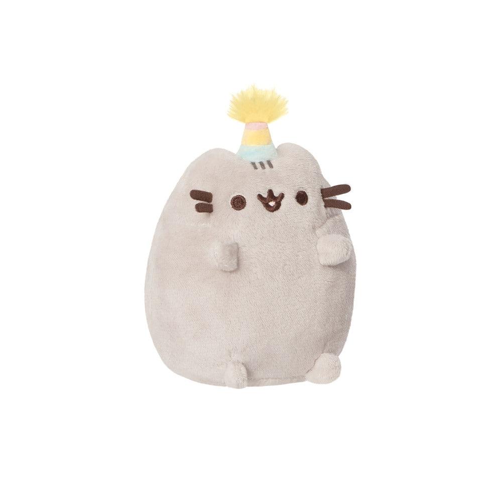 Pusheen Soft Toy Sitting Pusheen Med Festhat, 10 Cm